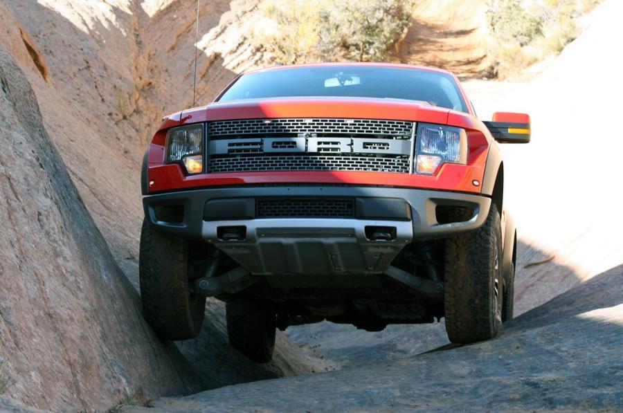  Ford F-150 SVT Raptor 2012 года  (фото 49 из 56)